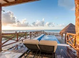 Casa Libelula Beachfront House