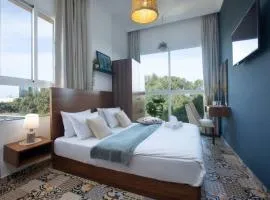 Em Shadi's Studio 404 in Mar Mikhael
