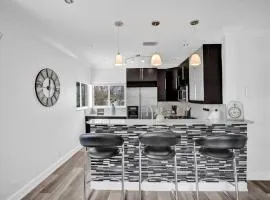 Beach Isles Modern 1BR Apartment in Fort Lauderdale