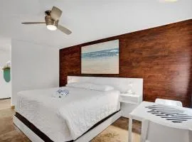 Waves Beach Town Cozy Studio Apartment