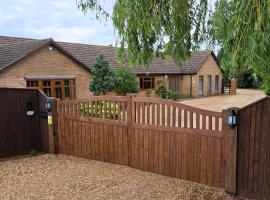 Highfields Holidays bed & breakfast, accommodation in Peterborough