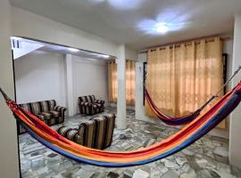 NCGSUITE ATARAZANA - Hermosa Casa muy amplia para ti, hotell i Guayaquil