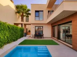 Villa Roda Golf and Beach Resort,3 bedrooms, private, heated swimming pool, garden, parking space