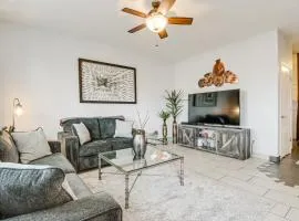 Golf, Hike and Bike Townhome in Fountain Hills!
