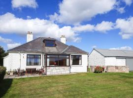 Auld House, holiday home in Brora