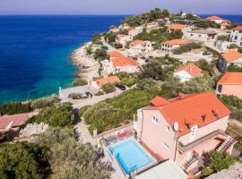 Seaside family friendly house with a swimming pool Prigradica, Korcula - 21022, hotel i Blato