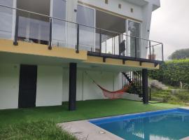 Finca de descanso y diversión, hotel em Tocaima