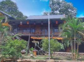 Homestay Nhà của Mị - Mị's House, Hotel mit Parkplatz in Yên Bái