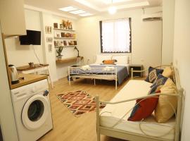 Illyrian studio apartment 2, homestay in Tirana