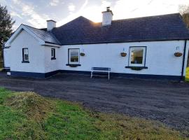 Ballaghboy Cottage: Boyle şehrinde bir tatil evi