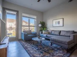 Sunnyvale 2br w pool spa gameroom nr tech HQs SFO-1616