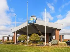 Days Inn & Suites by Wyndham Northwest Indianapolis