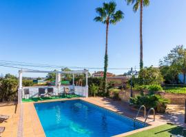 Casa rural Emporio, hotell i Alhaurín de la Torre