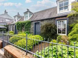 Shepherdess Cottage