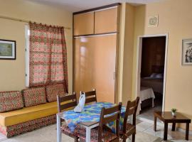 Casa com ar condicionado, отель в городе Лауру-ди-Фрейтас
