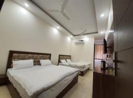 New Gokul Grand, poceni hotel v mestu Dehradun