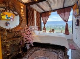 Tiny Home Glamping en Latacunga, hotel em Latacunga