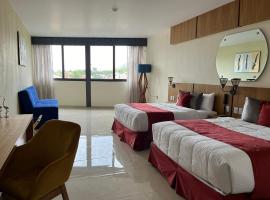 Hotel Cinco Diamantes: Atotonilco el Alto şehrinde bir otel