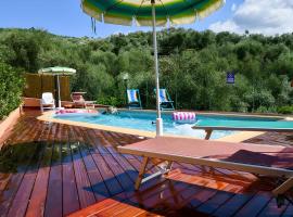 Gli Angeli Agriturismo - Papà Nino, hotel v destinaci Cisano sul Neva