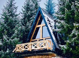 Hanina Village Resort - l i ll, hotel Čajniče városában