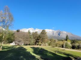 Chacra Esaki, country house in El Bolsón