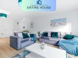 Modern 4 Bedroom House With Parking in Farnham Royal, Slough By Ferndale