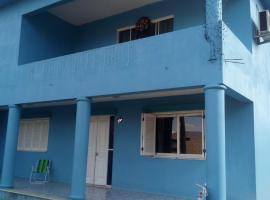 Pousada Estrela Azul, habitación en casa particular en São Gabriel