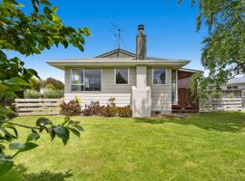 Green Grove - Carterton Holiday Home, hotel em Carterton