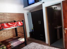 richard habitaciones – hotel w mieście Mina Clavero