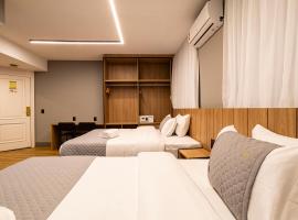You Stay at Vila Olimpia - The World, apartament cu servicii hoteliere din Sao Paulo