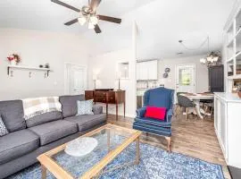 Cozy Pet friendly home-Raleigh