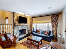 The Summit 21, hôtel à Warren