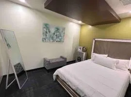 Accommodation and Office, Perfect For The Traveling Professional