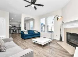 Tranquil 4-BR Oasis With Pool & Backyard Bliss!