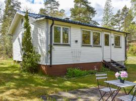 2 Bedroom Gorgeous Home In Linkping, cabaña o casa de campo en Linköping