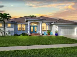 5BR Beach House - Private Pool - Beach Access Included