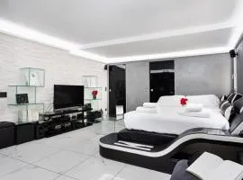 Modern Loft in Paris Center!