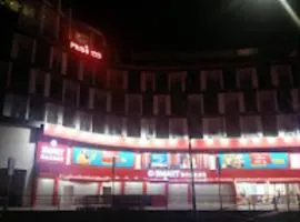Hotel Neptune Palace , Anand