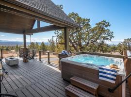 Starview at Brasada Ranch Resort by AvantStay Stunning Home w HotTub Close To World Class Golf, vila v destinácii Powell Butte