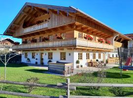 Ferienwohnungen Rohnbogner, farm stay in Point