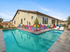 Kaleidoscope by AvantStay Colorful Escape Pool: Indio şehrinde bir kiralık tatil yeri