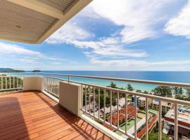 Waterfront Suites Phuket by Centara NEW, hotel in Phuket Town