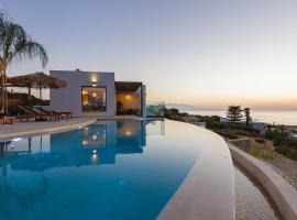 Bohemian Villas - Private Infinity Pools & Seaview - 500m from beach – hotel w mieście Skaleta