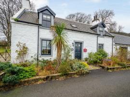 3 Bed in Brodick 77585, holiday home sa Brodick