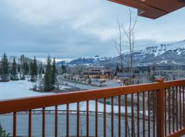 Lorian 8 by AvantStay Relaxing Home Close to Slopes Hiking Trails: Telluride şehrinde bir tatil evi