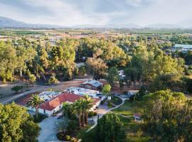 Merlot by AvantStay Exquisite Home w Pool and Stunning Patio, hotel di Sage