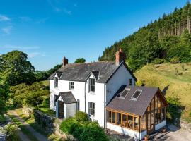 2 Bed in Talybont-on-Usk BN132, hotel en Talybont