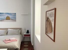 Santa Vincenza - Suite Indipendente, apartamento em Lovere
