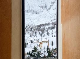 Fiocco di Neve Home, hotel care acceptă animale de companie din Passo del Tonale