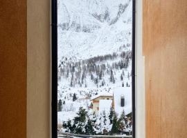 Fiocco di Neve Home, hotel in Tonalepas